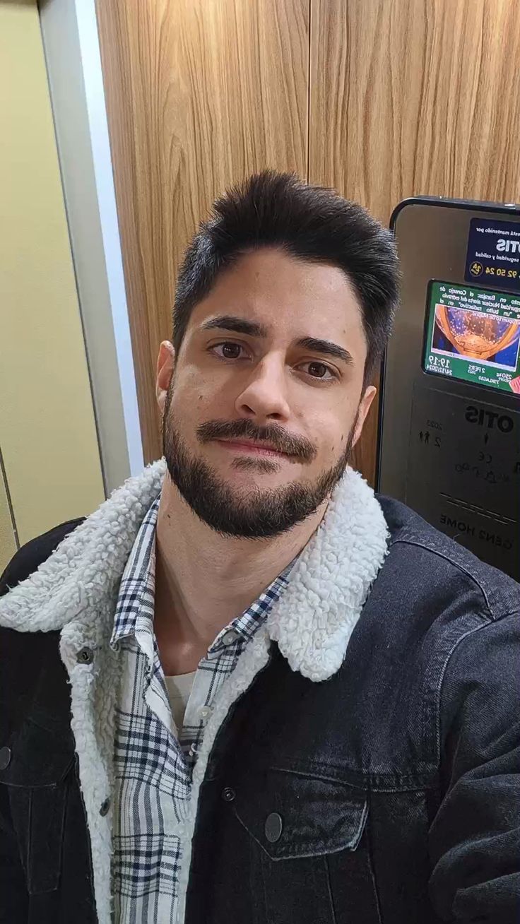 &nbsp;<strong>Mauricio G. – Santiago</strong>&nbsp;