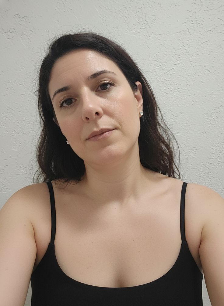 <em><strong>ALEJANDRA C. - SANTIAGO</strong></em>